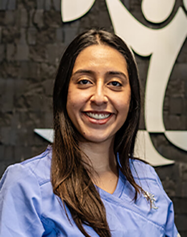 Dental assistant Marisol
